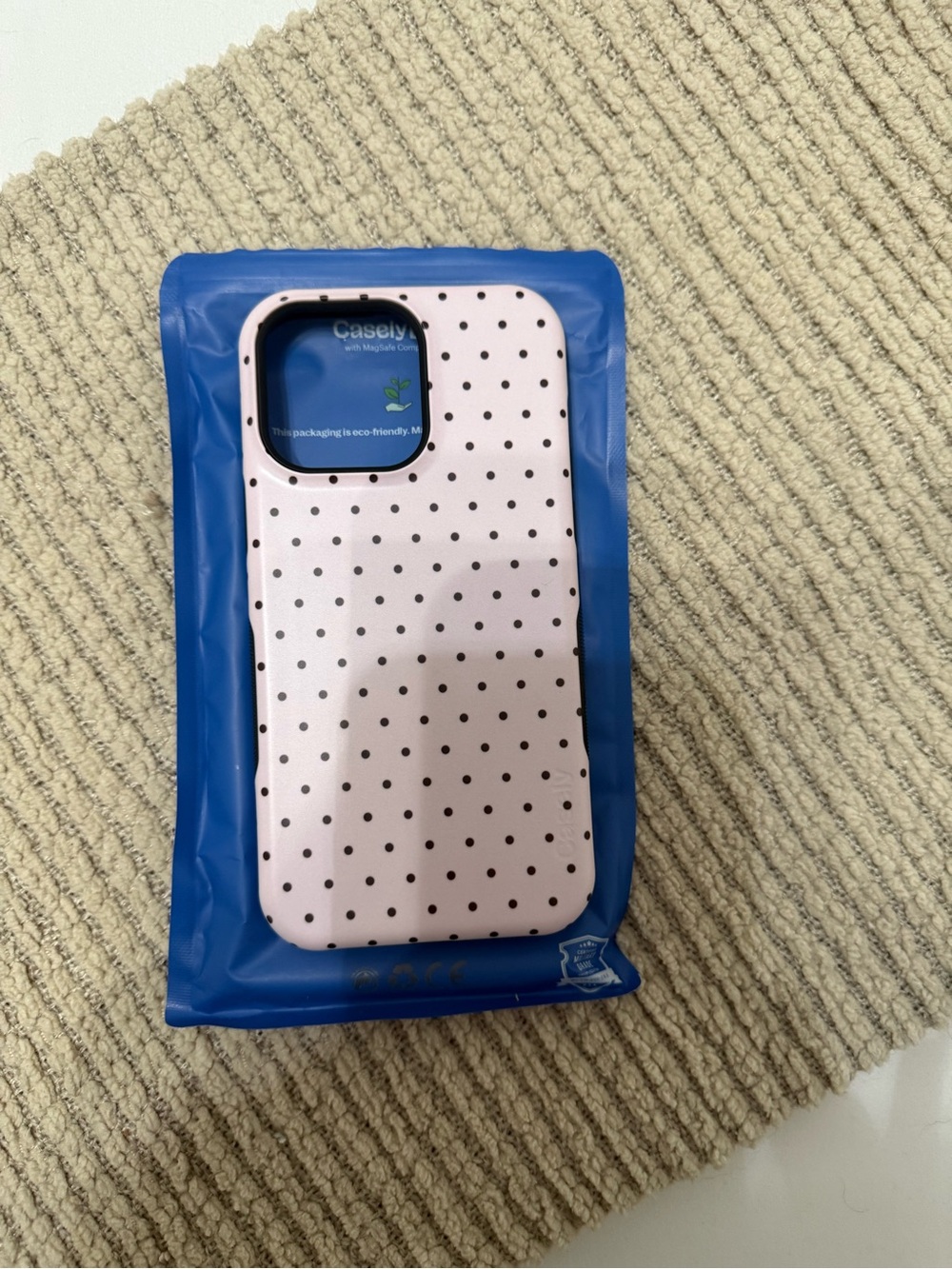 Casely Pink Polka Dot Phone Case 14 pro max NWT